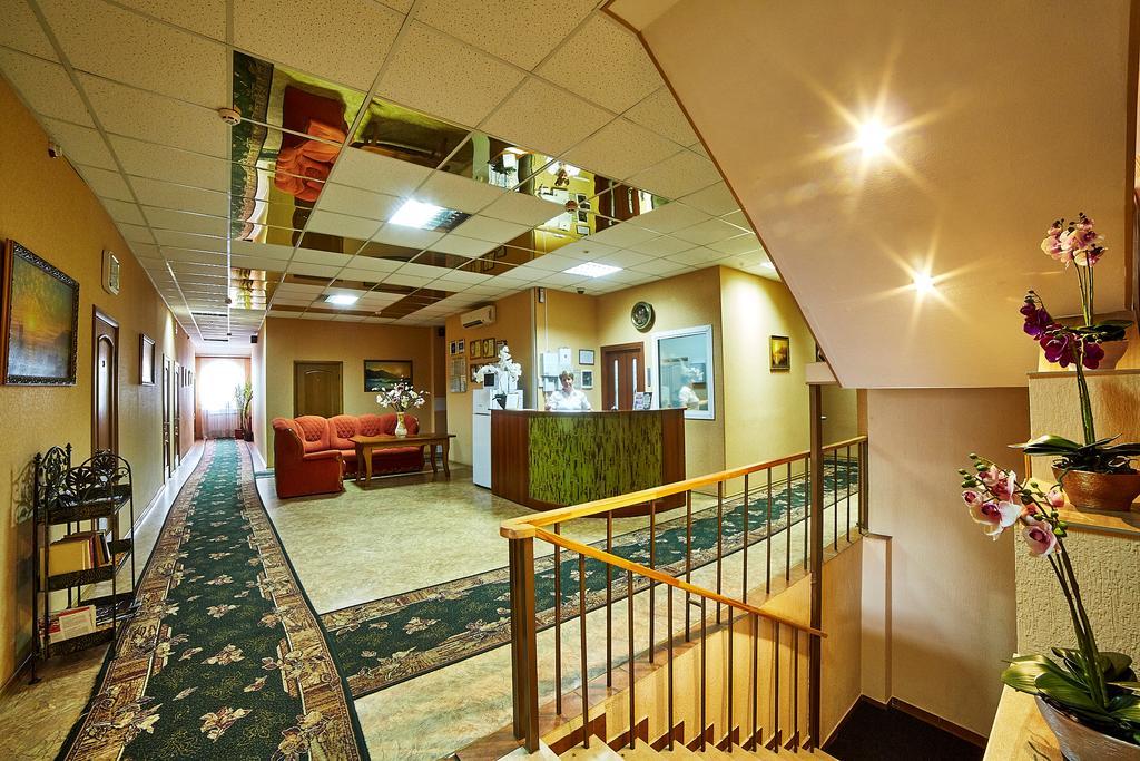 Delta Hotel Kiev Bagian luar foto