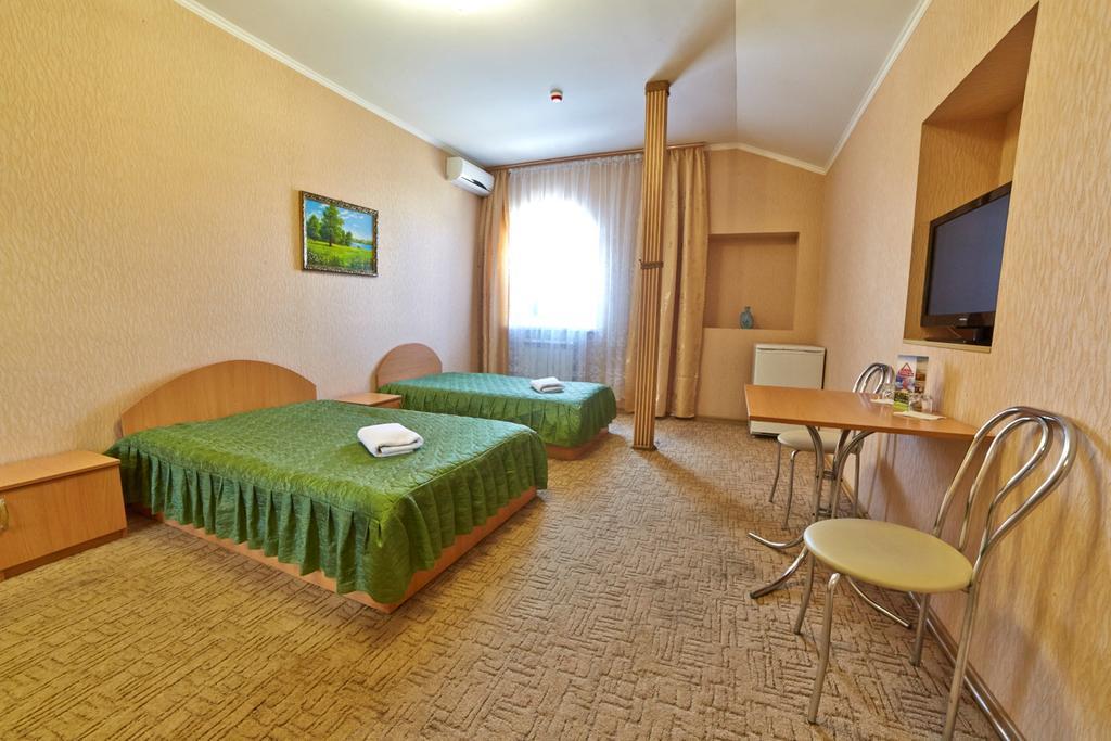 Delta Hotel Kiev Bagian luar foto