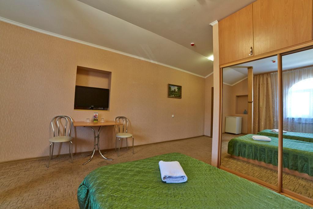 Delta Hotel Kiev Bagian luar foto